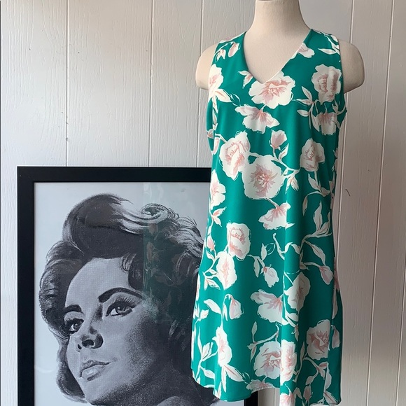 Renee C. Green Floral Dress - Picture 1 of 4